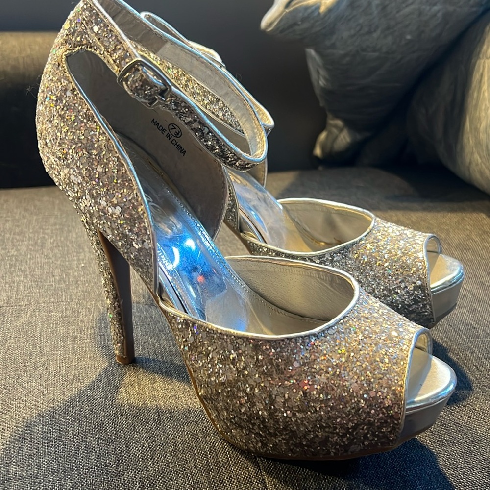 Silver sparkle heels